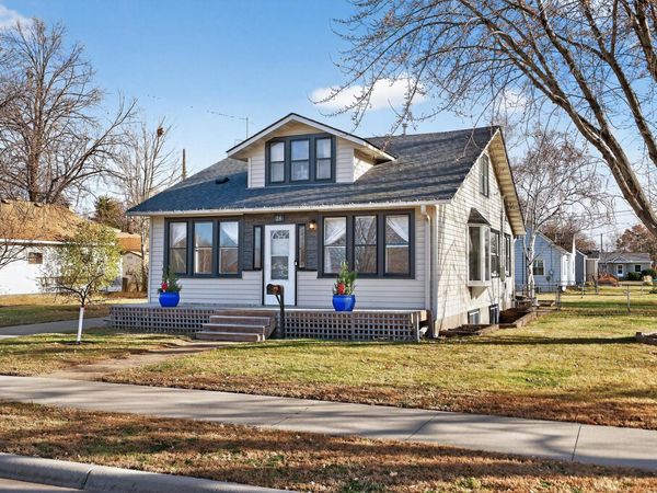 24 3rd Avenue SE, Osseo, MN 55369