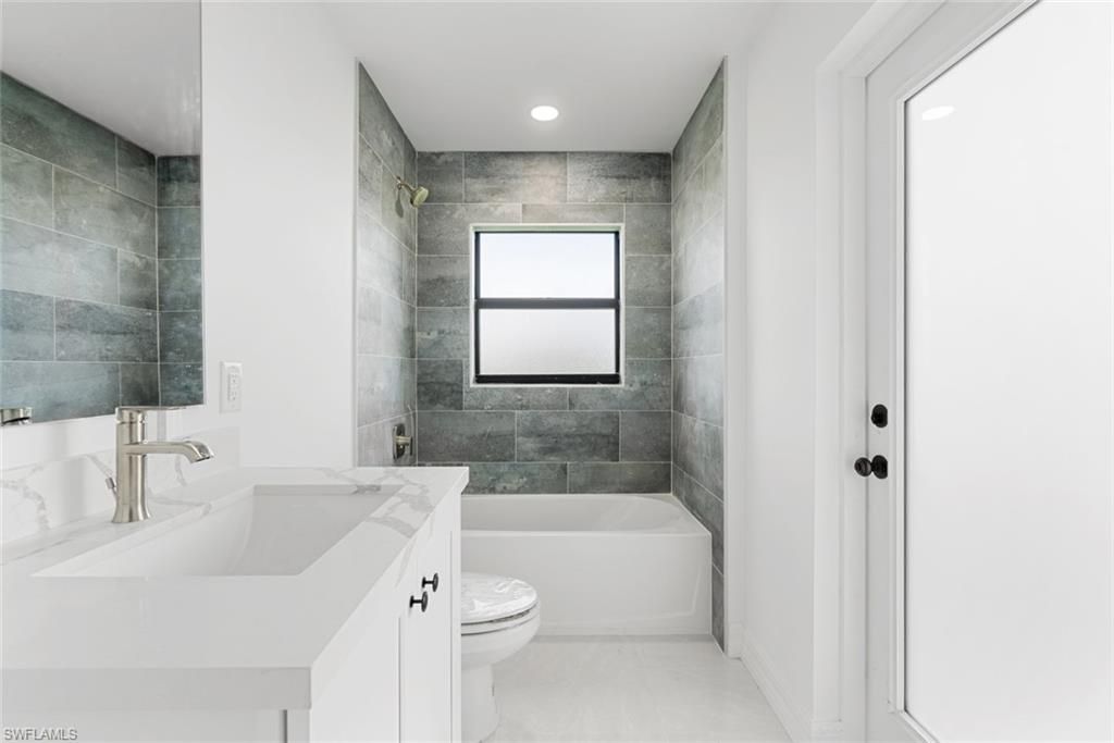 2005 NW 18th St, Cape Coral, FL 33993 Photo