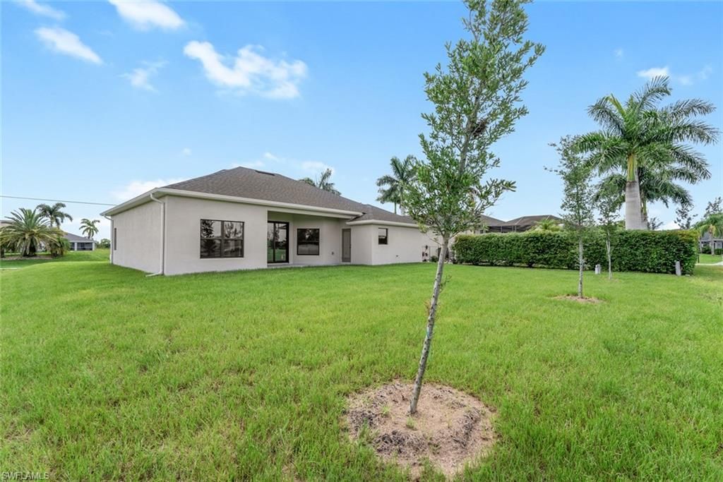 2005 NW 18th St, Cape Coral, FL 33993 Photo