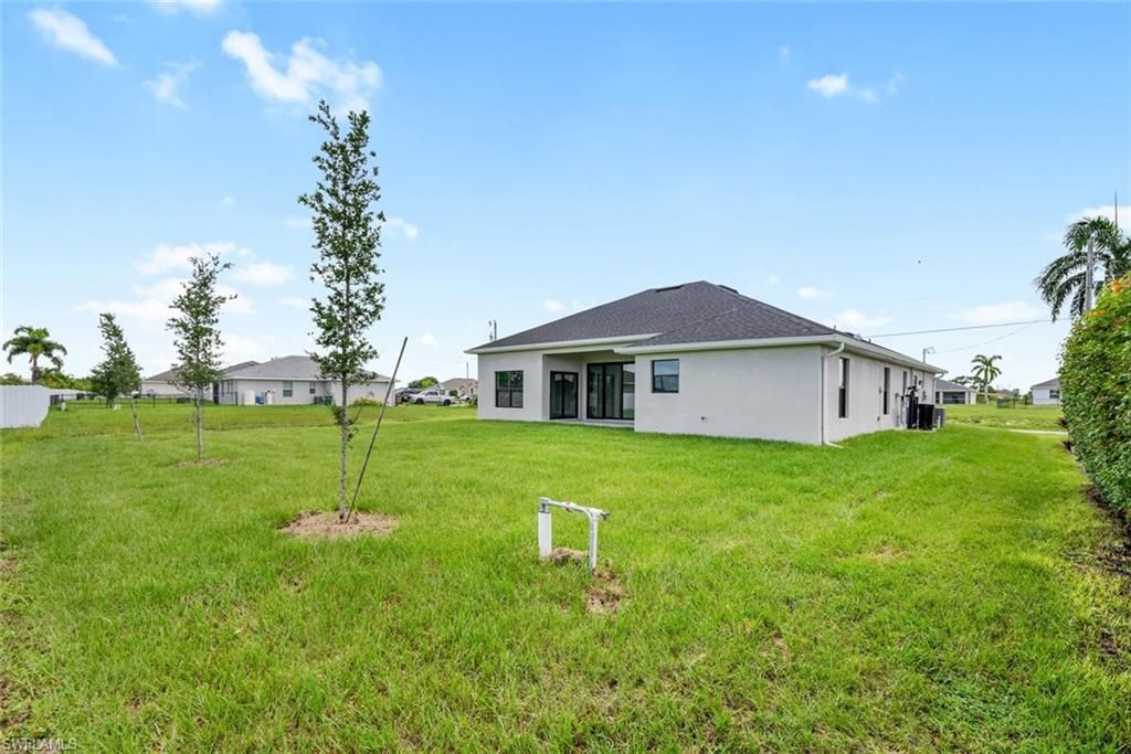 2005 NW 18th St, Cape Coral, FL 33993 Photo
