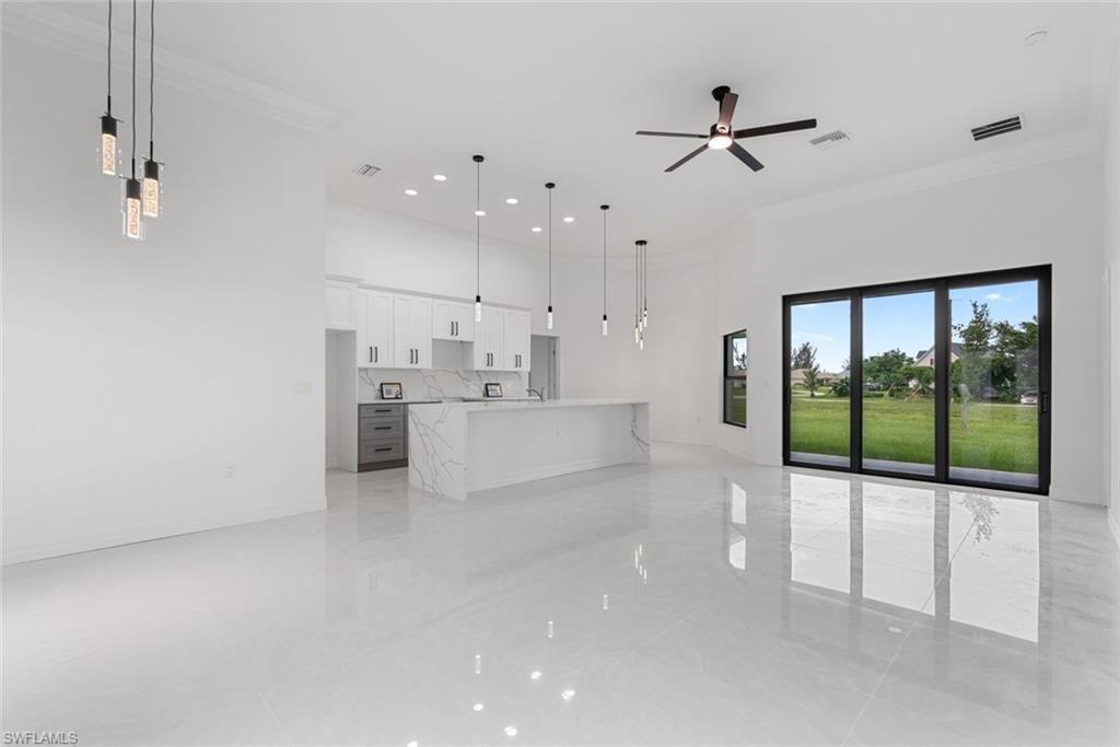 2005 NW 18th St, Cape Coral, FL 33993 Photo