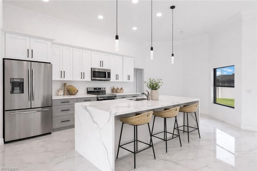 2005 NW 18th St, Cape Coral, FL 33993 Photo