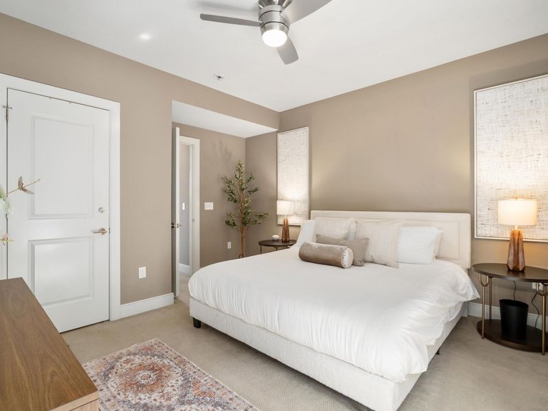 107 Aston Row Lane , Columbus, OH 43201 Photo 13