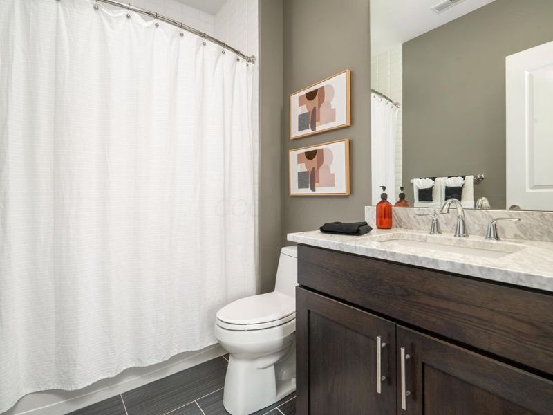 107 Aston Row Lane , Columbus, OH 43201 Photo 20