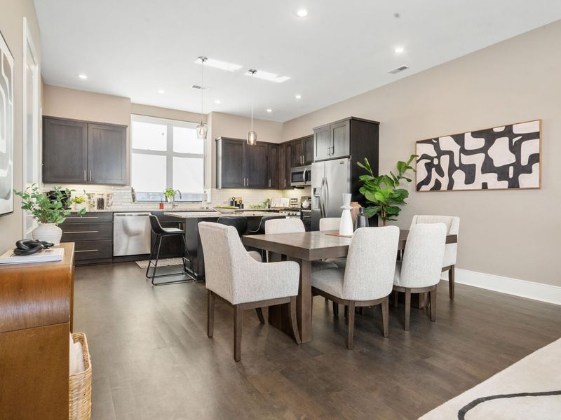 107 Aston Row Lane , Columbus, OH 43201 Photo 5