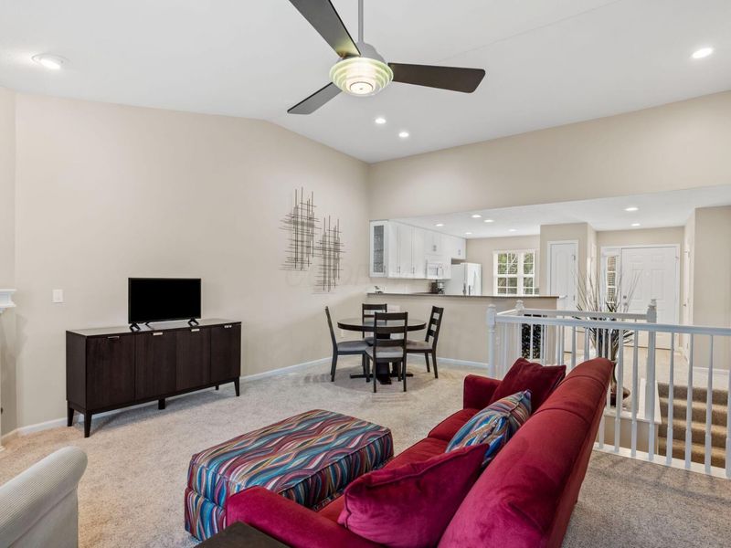 7359 Cherry Brook Drive, Reynoldsburg, OH 43068 Photo 10