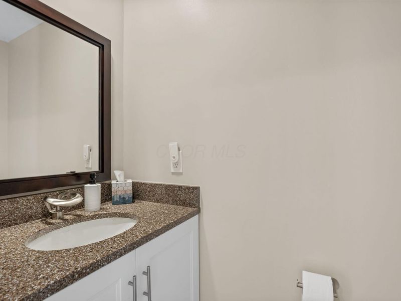 7359 Cherry Brook Drive, Reynoldsburg, OH 43068 Photo 12