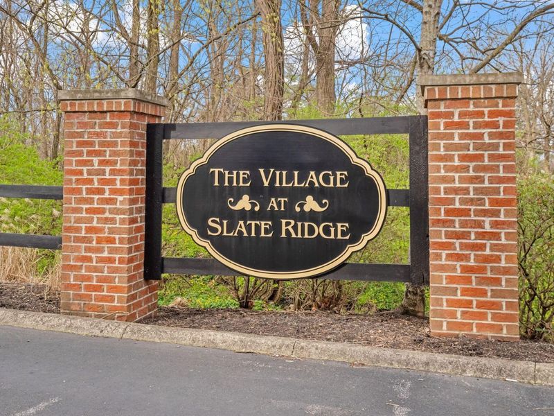 7359 Cherry Brook Drive, Reynoldsburg, OH 43068 Photo 2