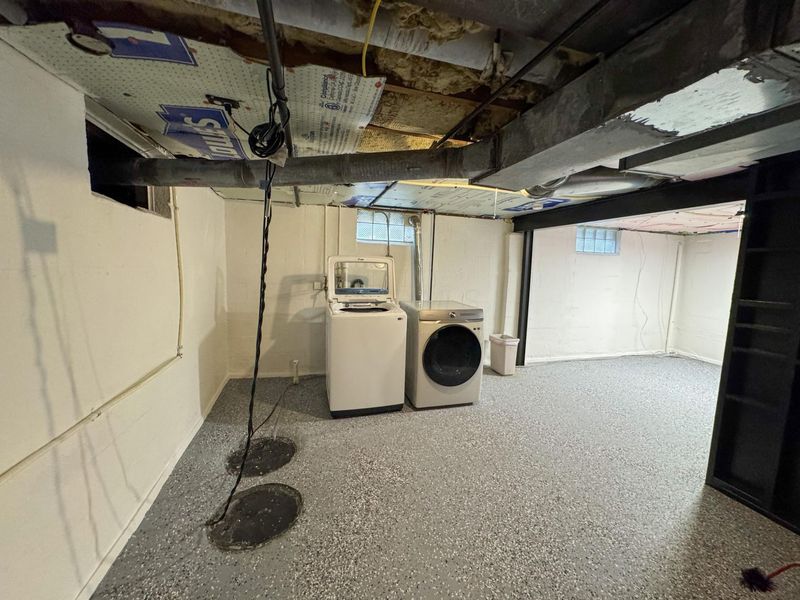 1097 Forest Drive, Columbus, OH 43223 Photo 19