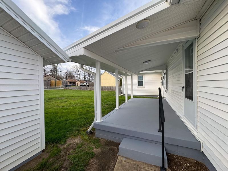 1097 Forest Drive, Columbus, OH 43223 Photo 33