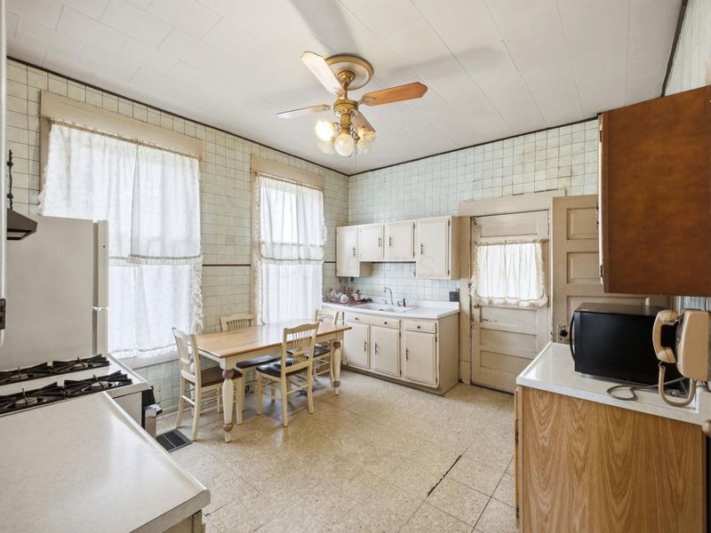 472 E Whittier Street , Columbus, OH 43206 Photo 14