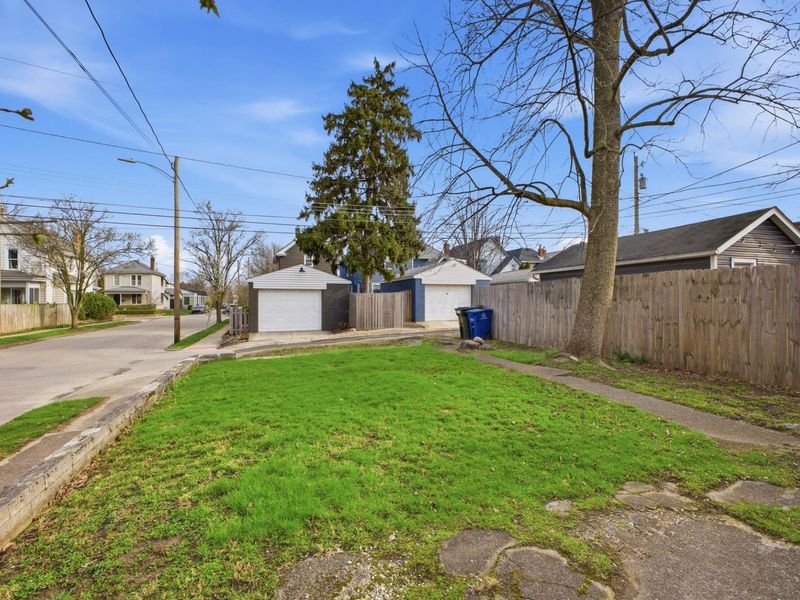 472 E Whittier Street , Columbus, OH 43206 Photo 41