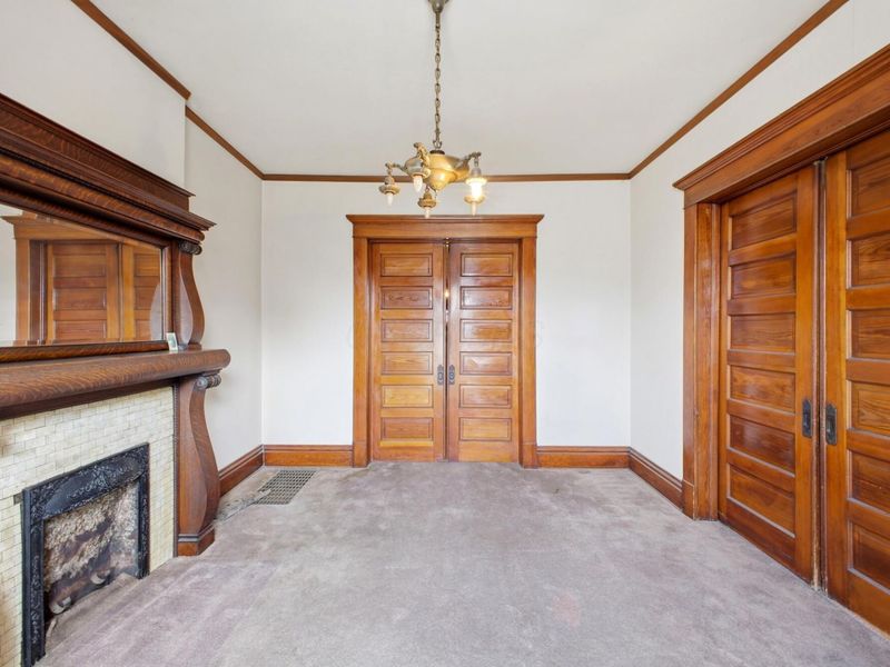 472 E Whittier Street , Columbus, OH 43206 Photo 5