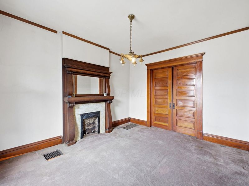 472 E Whittier Street , Columbus, OH 43206 Photo 6