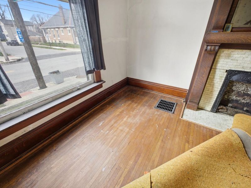 472 E Whittier Street , Columbus, OH 43206 Photo 7