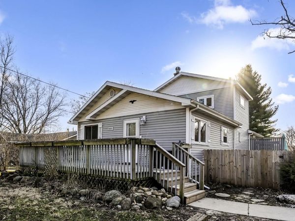 8660 Buena DRIVE, Burlington, WI 53105