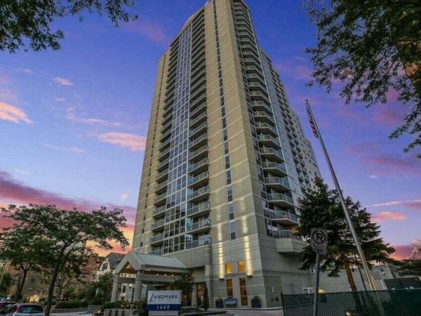 1660 N Prospect AVENUE, Unit 506, Milwaukee, WI 53202