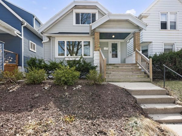 307 E Rosedale AVENUE, Unit A, Milwaukee, WI 53207