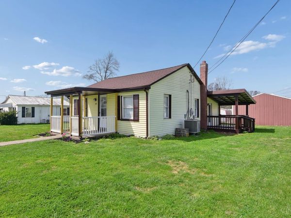 323 N Coffee Street, Felicity, OH 45120