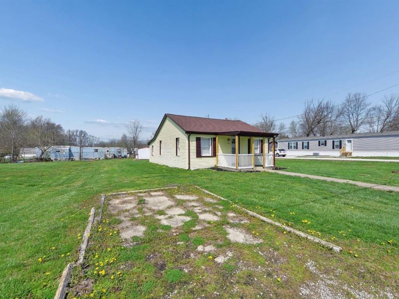 323 N Coffee Street, Felicity, OH 45120 Photo 4