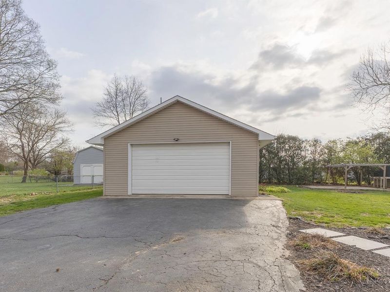 11 Kenec Drive, Middletown, OH 45042 Photo 21