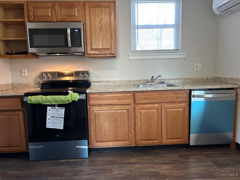 6 Chalmers Court, Greenhills, OH 45218 Photo 11