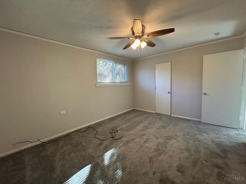 6 Chalmers Court, Greenhills, OH 45218 Photo 6