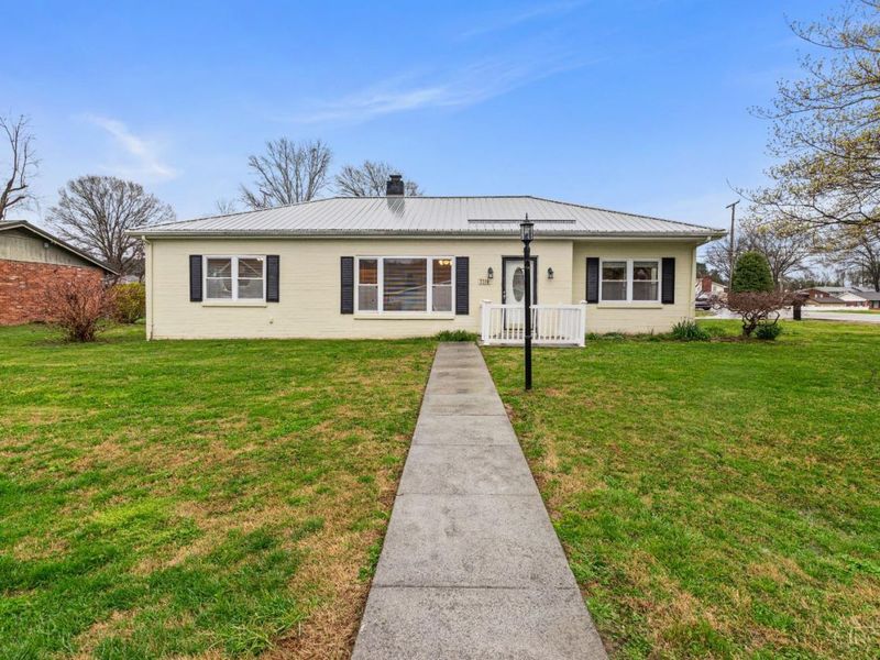 1710 Ridgeway Road, Aberdeen, OH 45101 Photo 1