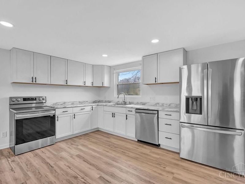 104 W Laird Street, Cleves, OH 45002 Photo 10