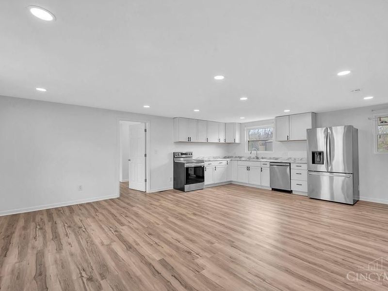 104 W Laird Street, Cleves, OH 45002 Photo 6