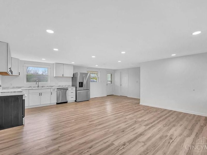 104 W Laird Street, Cleves, OH 45002 Photo 9