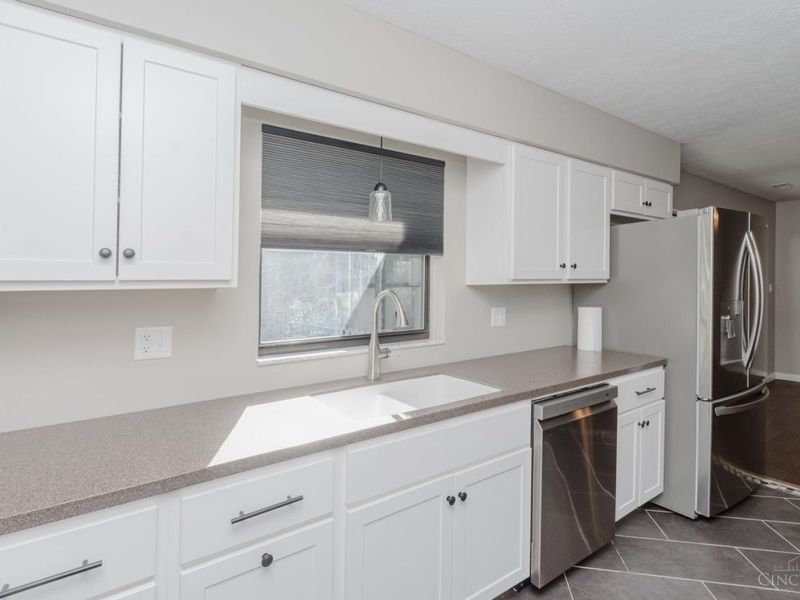 777 Lakengren Drive, Eaton, OH 45320 Photo 10