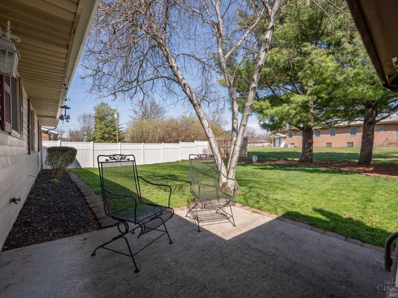 205 Heather Way Street, Middletown, OH 45042 Photo 22