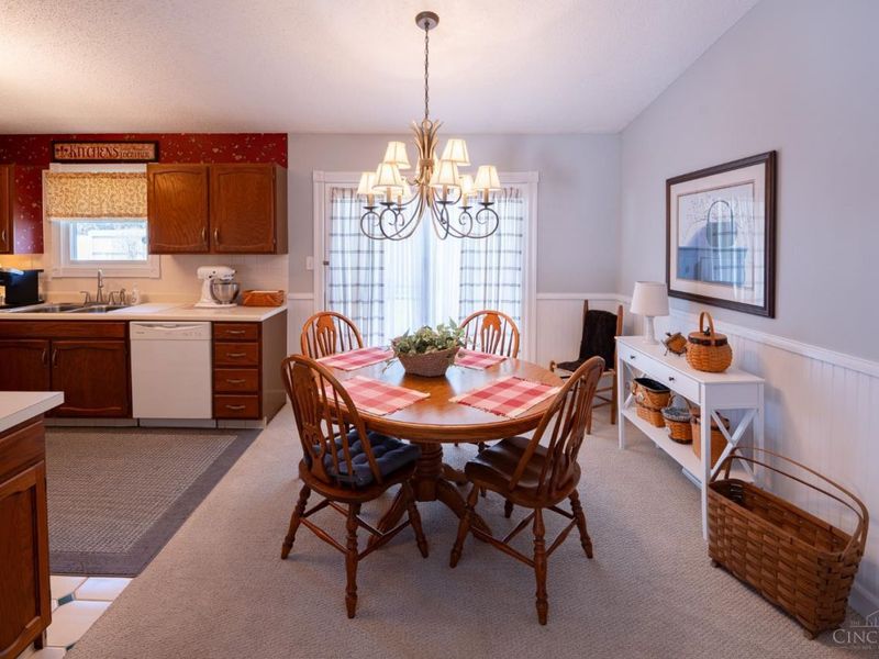 205 Heather Way Street, Middletown, OH 45042 Photo 8