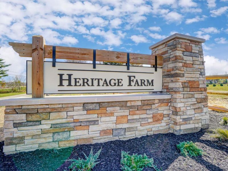 3701 Heritage Farms Lane, Batavia Twp, OH 45103 Photo 2