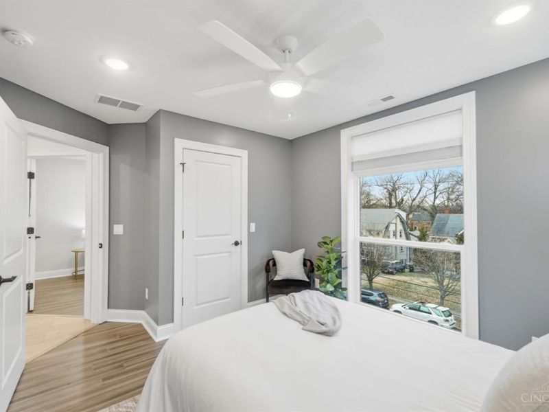 3847 Drake Avenue, Cincinnati, OH 45209 Photo 42