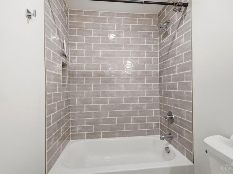 3847 Drake Avenue, Cincinnati, OH 45209 Photo 45