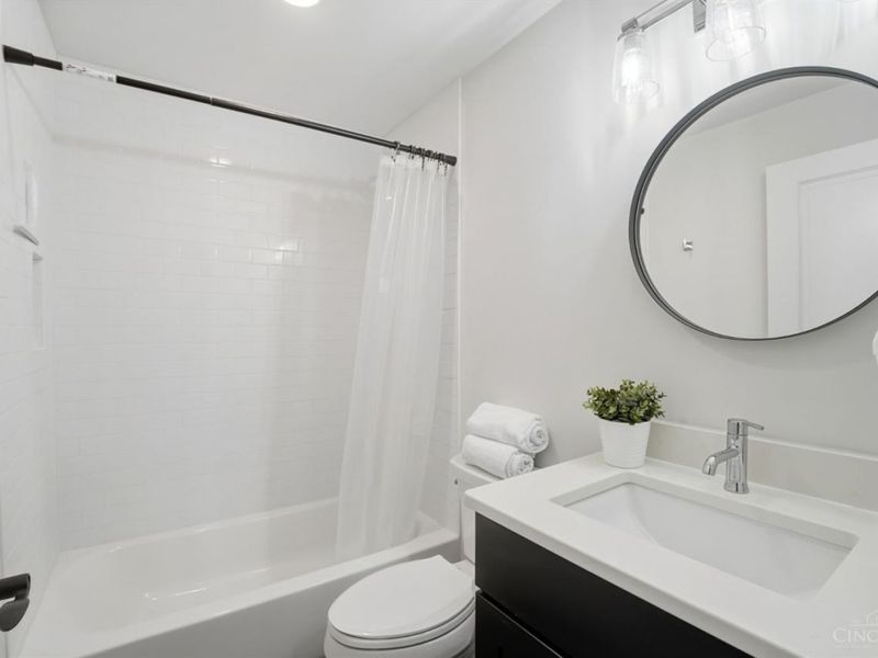 3847 Drake Avenue, Cincinnati, OH 45209 Photo 52