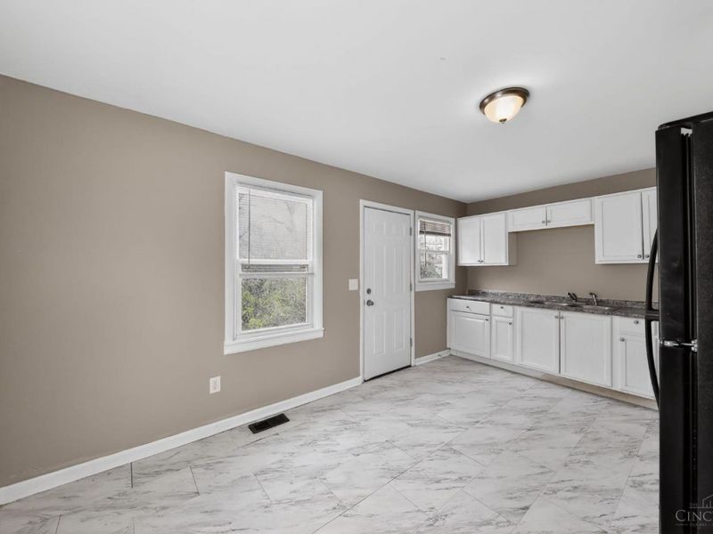 4438 Schulte Drive, Cincinnati, OH 45205 Photo 13