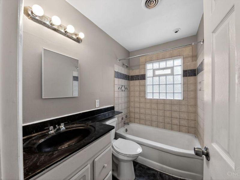 4438 Schulte Drive, Cincinnati, OH 45205 Photo 21