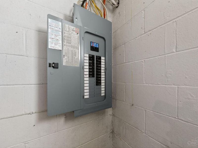 4438 Schulte Drive, Cincinnati, OH 45205 Photo 25