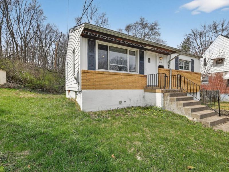 4438 Schulte Drive, Cincinnati, OH 45205 Photo 3