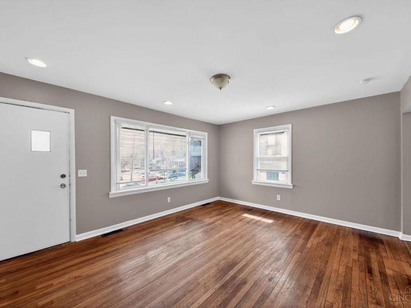 4438 Schulte Drive, Cincinnati, OH 45205 Photo 7