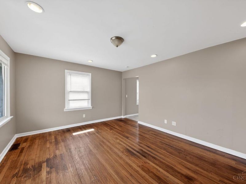 4438 Schulte Drive, Cincinnati, OH 45205 Photo 9