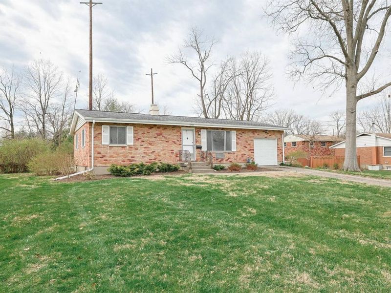 8757 Brittany Drive, Sycamore Township, OH 45242 Photo 1