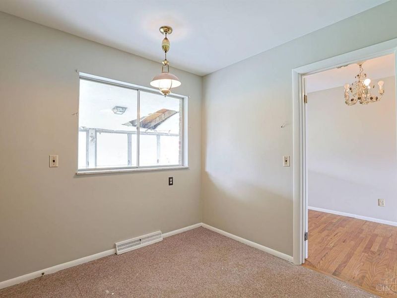 8757 Brittany Drive, Sycamore Township, OH 45242 Photo 11