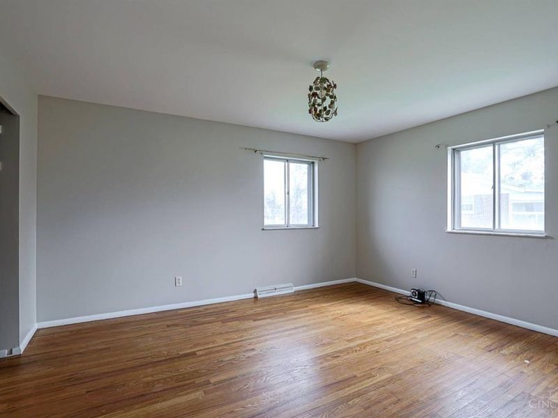 8757 Brittany Drive, Sycamore Township, OH 45242 Photo 12