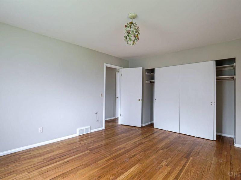 8757 Brittany Drive, Sycamore Township, OH 45242 Photo 13