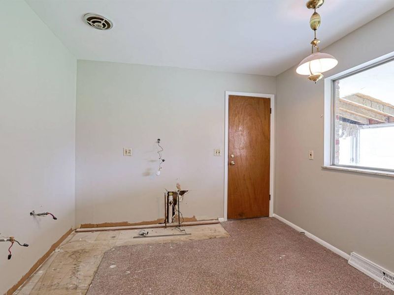 8757 Brittany Drive, Sycamore Township, OH 45242 Photo 9