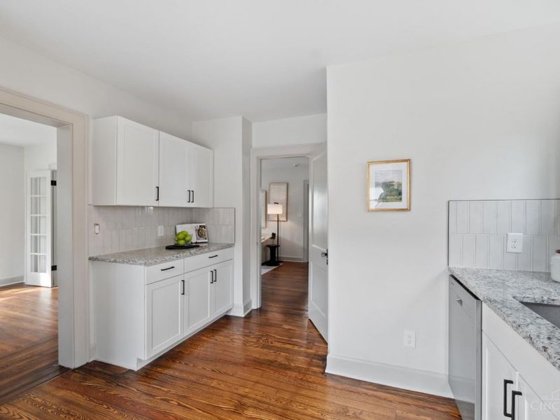 6975 Cambridge Avenue, Mariemont, OH 45227 Photo 10